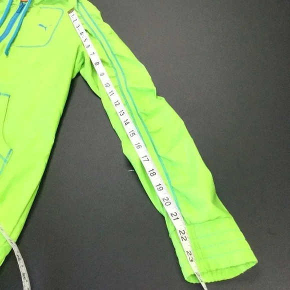 Puma Woman’s Neon Green Solid Long Sleeve Half Zip Hooded Windbreaker Jacket Siz - Picture 10 of 12